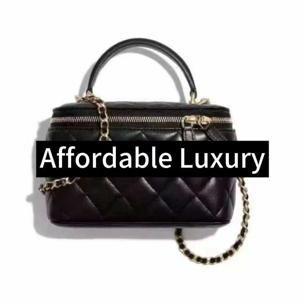 Diamond pattern metal buckle sheepskin handle wash bag shoulder crossbody bag