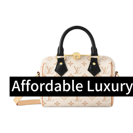 Classic monogram adjustable detachable shoulder strap zipper closure leather shoulder crossbody handbag