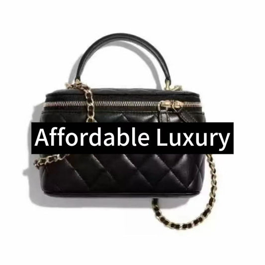 Diamond pattern metal buckle sheepskin handle wash bag shoulder crossbody bag