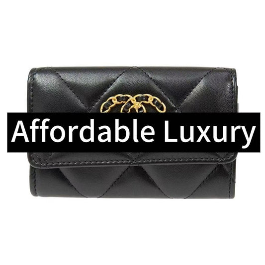 19 Series Diamond Pattern Lambskin Card Holder
